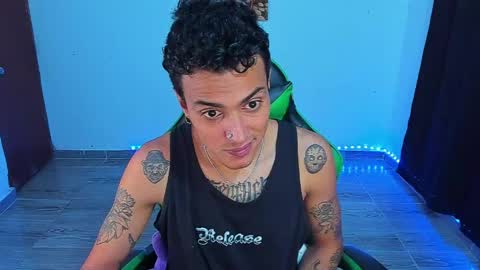 BiG Zafiro online show from May 12, 2026, 11:51 am