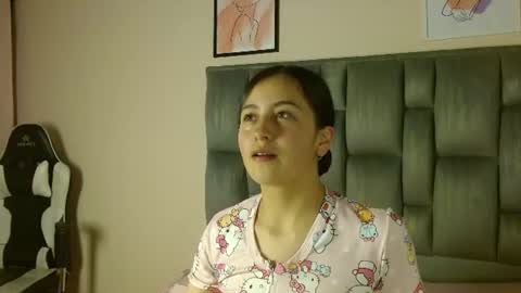 Snapshot of zaida_1 chatting on June 15, 2026, 11:18 pm Zaida online show from June 15, 2026, 11:18 pm