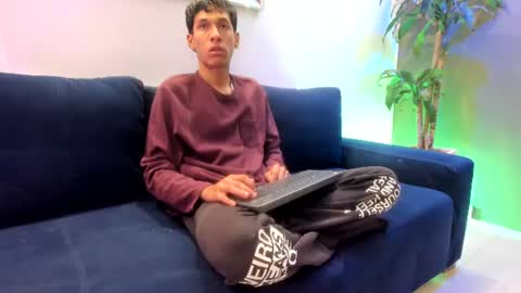 Snapshot of zane_belville chatting on July 31, 2026, 11:09 am Zane Belville online show from July 31, 2026, 11:09 am
