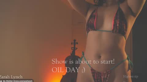 Snapshot of zarahlynch chatting on May 24, 2026, 10:42 am Miss Lynch Next show 2911 online show from May 24, 2026, 10:42 am