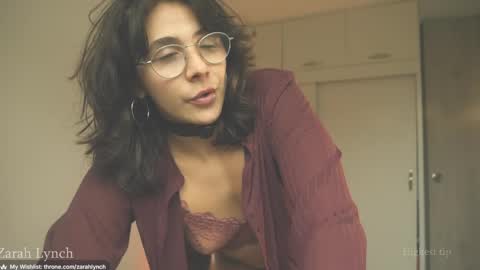 Snapshot of zarahlynch chatting on June 6, 2026, 8:24 pm Miss Lynch Next show 2911 online show from June 6, 2026, 8:24 pm