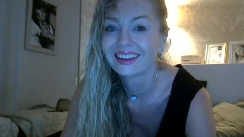 Zarina Swift online show from June 28, 2026, 10:54 am