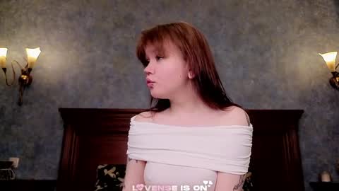 Emilia online show from June 8, 2026, 2:23 am