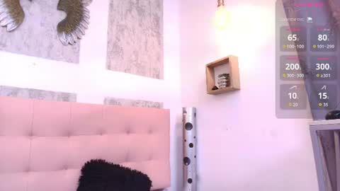 ZHAMIRA  ANDRES online show from July 13, 2026, 9:06 pm
