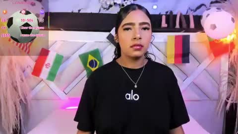 Zoey  online show from June 25, 2026, 9:30 pm