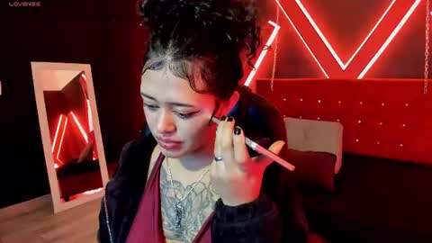 zoe  online show from July 6, 2026, 3:58 am
