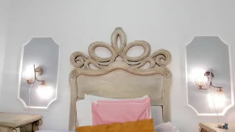 Snapshot of zoejenner_ chatting on July 17, 2026, 2:45 pm Zoe online show from July 17, 2026, 2:45 pm