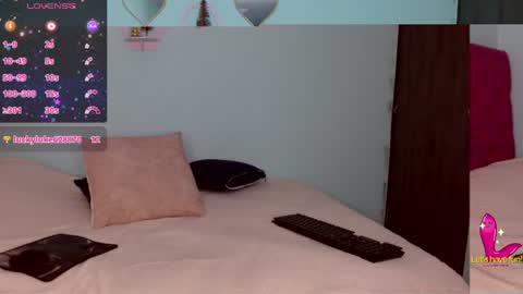 Zoey online show from July 11, 2026, 2:14 am