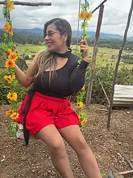 karinadiaz69 online show from July 23, 2026, 2:48 pm