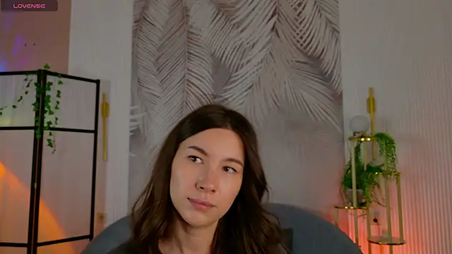 Marie Diaze online show from June 14, 2026, 9:55 am