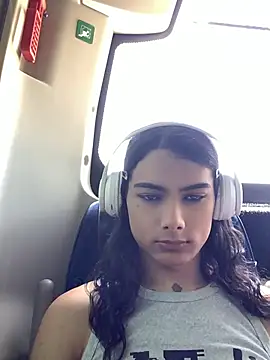 Snapshot of calliemaggotbone chatting on June 21, 2026, 12:08 pm calliemaggotbone online show from June 21, 2026, 12:08 pm
