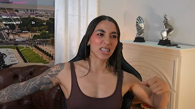 KAYLA BATISTA online show from June 18, 2026, 12:11 am