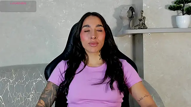 KAYLA BATISTA online show from July 15, 2026, 8:14 pm