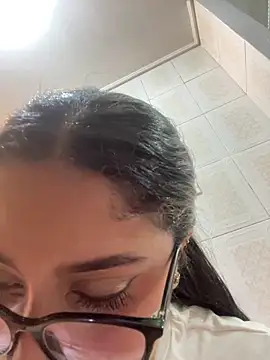 Snapshot of croftsmila chatting on May 15, 2026, 11:23 pm croftsmila online show from May 15, 2026, 11:23 pm