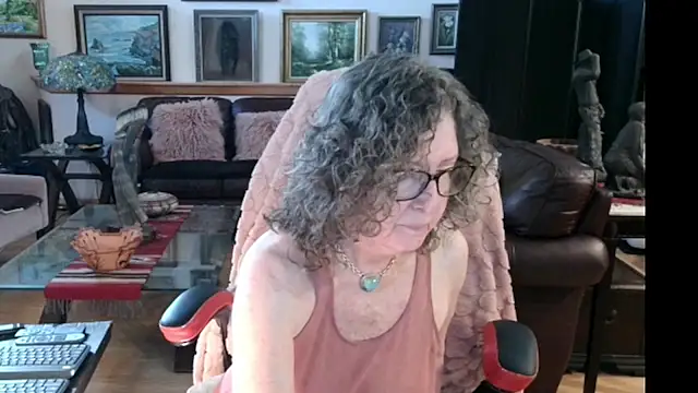 littlepistol01 online show from June 20, 2026, 2:09 pm