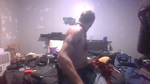 Snapshot of Bi_curious86 chatting on May 2, 2026, 3:11 am Bi curious86 online show from May 2, 2026, 3:11 am