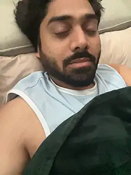 vinayz0 online show from July 27, 2026, 4:14 pm