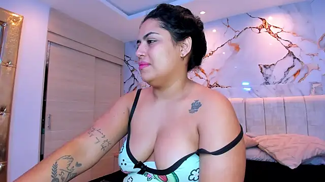 kiana cream online show from May 20, 2026, 1:50 pm