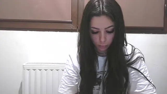 Snapshot of LovelyJulliette chatting on April 18, 2026, 6:45 pm LovelyJulliette online show from April 18, 2026, 6:45 pm