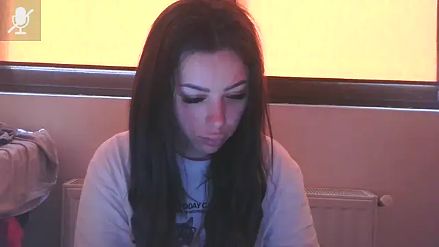 Snapshot of LovelyJulliette chatting on April 19, 2026, 12:26 pm LovelyJulliette online show from April 19, 2026, 12:26 pm