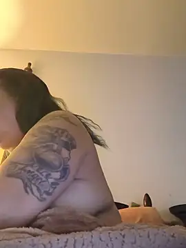 TheGreenQueen online show from July 28, 2026, 12:07 am