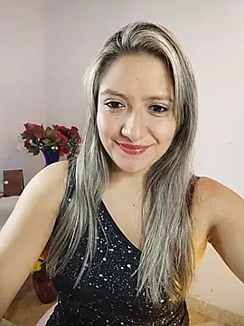 Snapshot of valeriahunter1 chatting on June 20, 2026, 5:32 am valeriahunter1 online show from June 20, 2026, 5:32 am