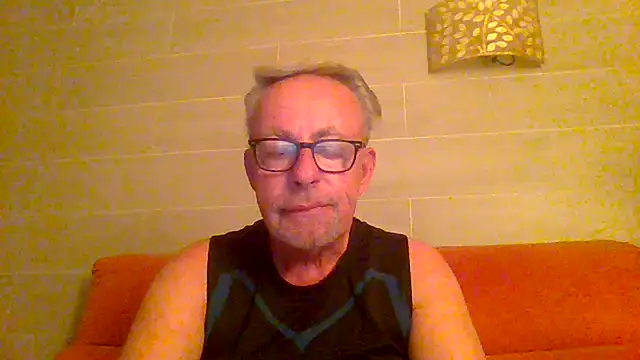 tuggy59 online show from July 6, 2026, 4:20 am