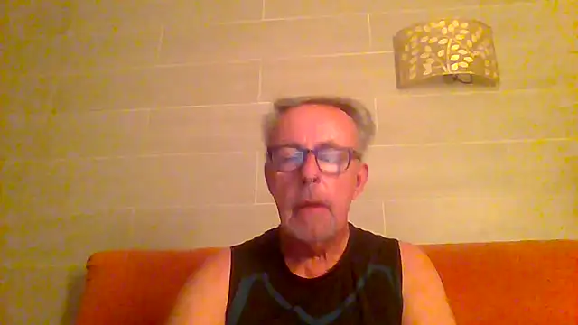 tuggy59 online show from July 17, 2026, 3:13 am