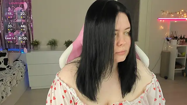 Snapshot of Akemi_BBW chatting on June 11, 2026, 12:47 pm Akemi BBW online show from June 11, 2026, 12:47 pm