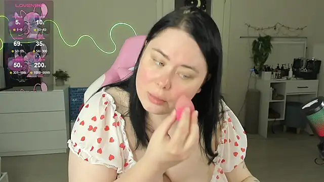 Snapshot of Akemi_BBW chatting on July 15, 2026, 8:08 am Akemi BBW online show from July 15, 2026, 8:08 am