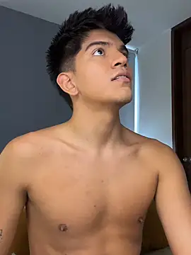 santiago 01 online show from July 12, 2026, 9:17 pm