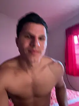 Snapshot of pedrovkr3 chatting on May 3, 2026, 4:35 pm pedrovkr3 online show from May 3, 2026, 4:35 pm