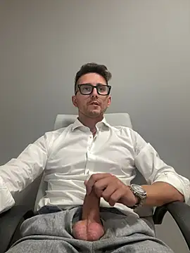 masterboss  online show from July 27, 2026, 11:28 am