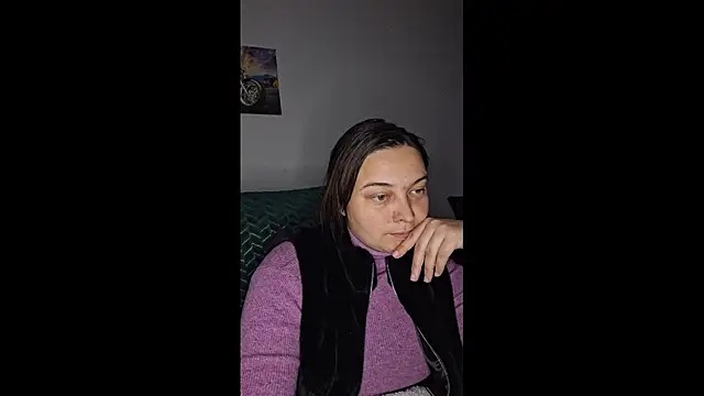 Snapshot of Cyndee_Winter chatting on April 5, 2026, 6:27 pm Cyndee Winter online show from April 5, 2026, 6:27 pm