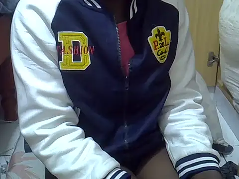 ebonyzoe online show from July 5, 2026, 1:56 am