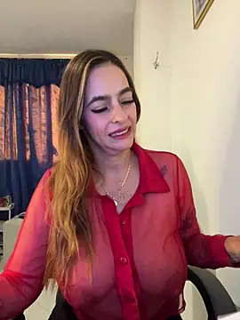 Alessandra Schmoll online show from June 19, 2026, 3:16 pm