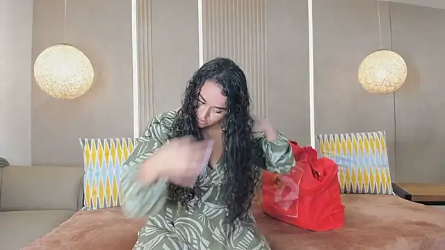 sabrina shark  online show from May 21, 2026, 9:22 pm