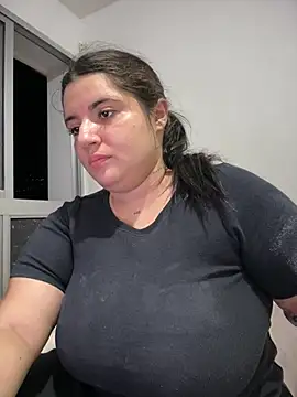 Snapshot of horny_roomiess chatting on April 26, 2026, 1:03 am horny roomiess online show from April 26, 2026, 1:03 am