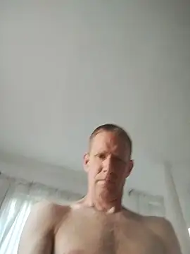 Blondinet92 online show from July 9, 2026, 6:56 pm