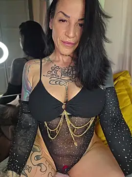 EmilyDiazofficial online show from July 2, 2026, 12:00 pm