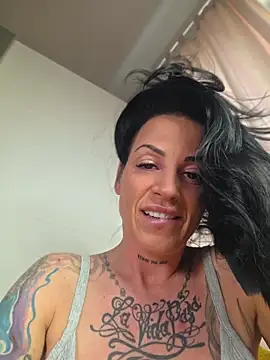 EmilyDiazofficial online show from July 10, 2026, 12:19 pm