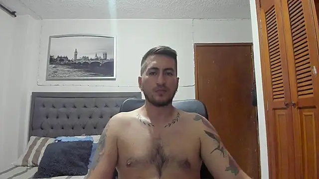 Snapshot of JasonGray96 chatting on June 27, 2026, 11:32 pm JasonGray96 online show from June 27, 2026, 11:32 pm