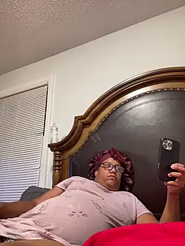 ebonyred online show from June 15, 2026, 1:08 am