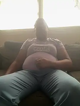 ebonyred online show from June 16, 2026, 2:52 pm
