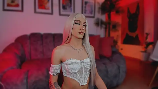 Taylor  foxxx online show from June 13, 2026, 6:22 am