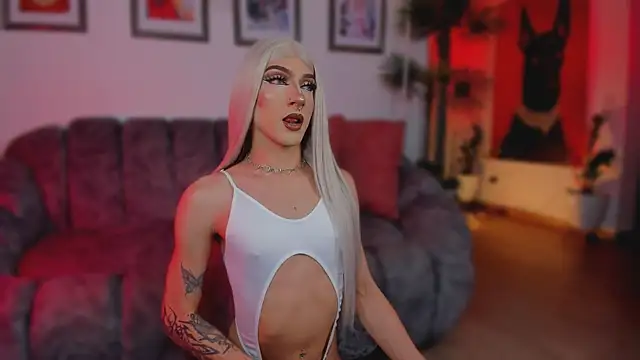 Taylor  foxxx online show from July 6, 2026, 8:00 am