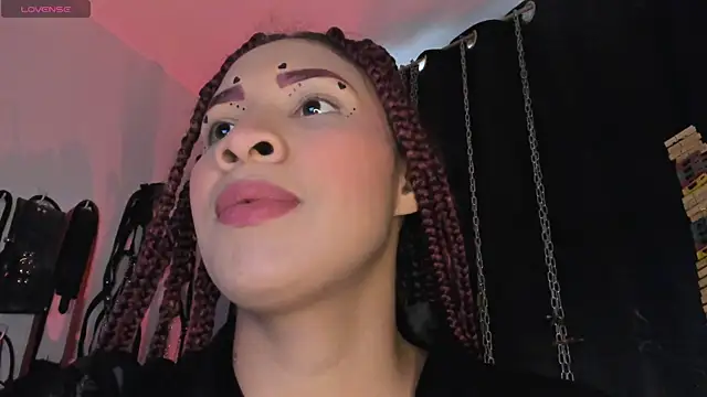 charrlotte quinn online show from July 16, 2026, 12:33 pm