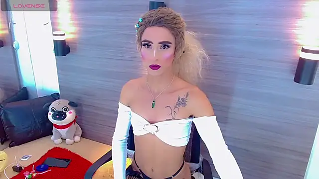 PriscilaRainbow online show from July 26, 2026, 4:36 pm