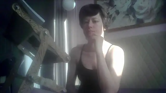 Snapshot of SunElizabeth chatting on May 22, 2026, 2:30 am SunElizabeth online show from May 22, 2026, 2:30 am