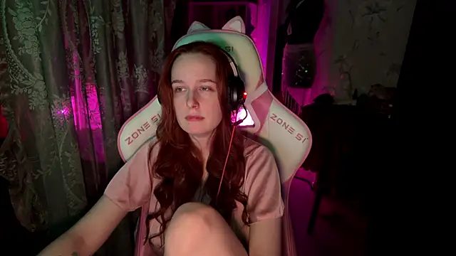 Snapshot of pearl_princess_ chatting on June 19, 2026, 12:59 am pearl princess online show from June 19, 2026, 12:59 am